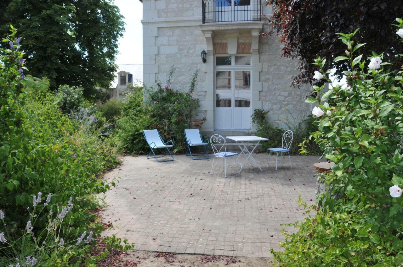 La Terrasse De L'Orangerie Du Chateau - Art Nouveau - Gite 2 Personnes Brain-sur-Allonnes Exteriér fotografie